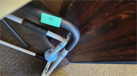 Bed rail