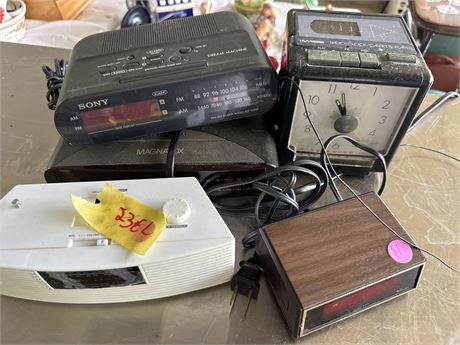 lots of vintage clock radios