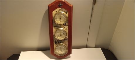Vintage Barometer & Thermometer Guage
