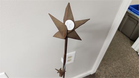 Metal lawn Decoration with Stand
