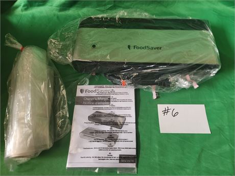 New FoodSaver Vacuum Sealer Model VS0150