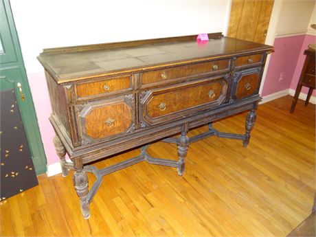 Sideboard