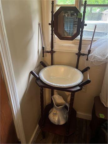 Water Basin and Pitcher Stand