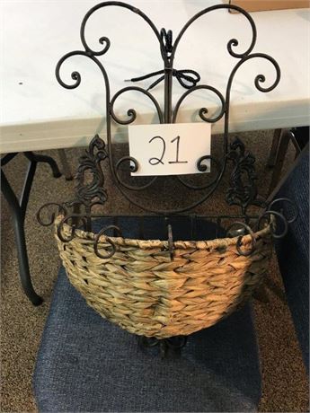Metal Wall Planter