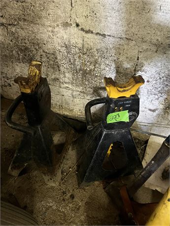 Car Jack Stands