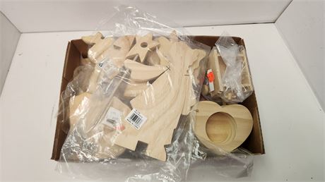 Lot Of Miscellaneous Crafts