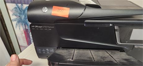 HP Officejet 6700 Premuim Printer NOT TESTED