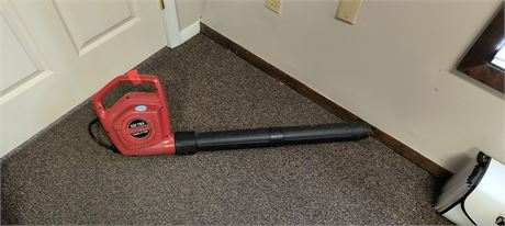 Leaf Blower NOT TESTED