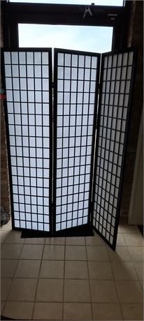 3 Panel Privacy Screen