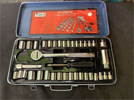 Weber 40 Piece Socket Tool Set