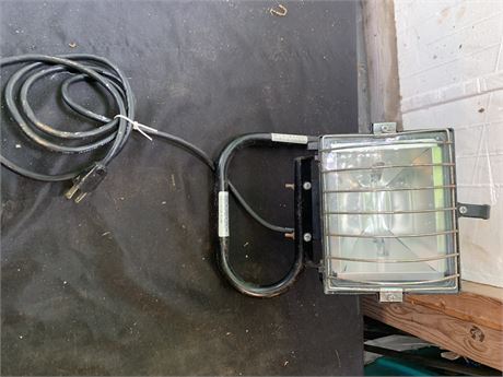 Halogen Shoplite