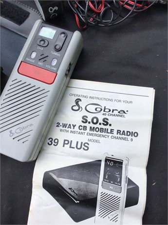 Vintage Cobra 40 Channel 2 Way Mobile Radio