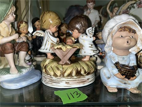 Figurines, Hummels, Goebel Collectors Club