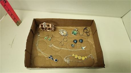 Lot Of Jewelry