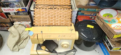 Singer Sewing Machine