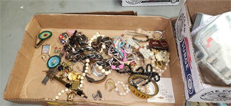 Lot of Jewelry