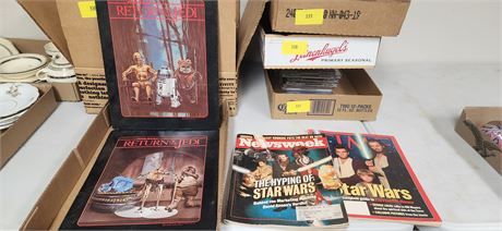 2 Star Wars Folder & 2 Magazines