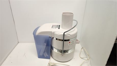 Jack LaLanne's Juicer NOT TESTED