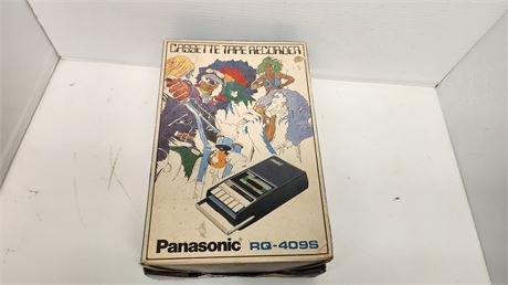 Panasonic RQ-4096 Vintage Cassette Player  With Box. NOT TESTED