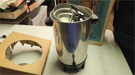 West Bend 36 Cup Aluminum Coffee Maker. NOT TESTED