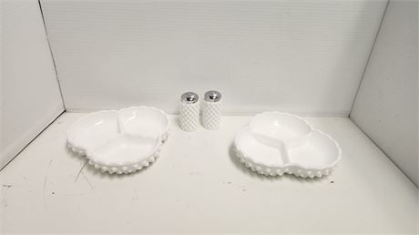 Unmarked Hobnail Milk glass. Salt& Pepper Shakers Marked Fenton
