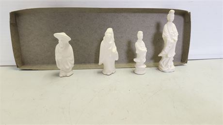 4 Small Oriental Statues