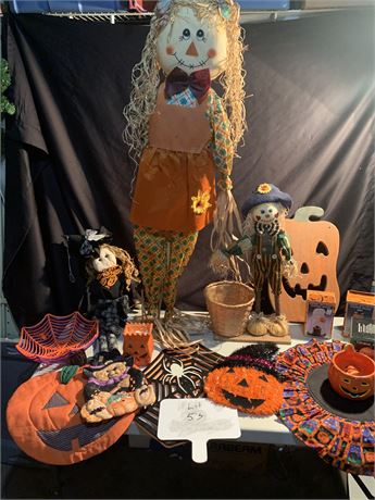 Halloween Fall Decoration Lot Scarecrow Wood Tinsel Pumpkins Teddy Bear Webs