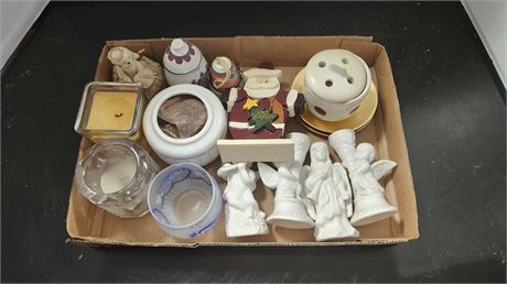 Lot Of Miscellaneous Collectables