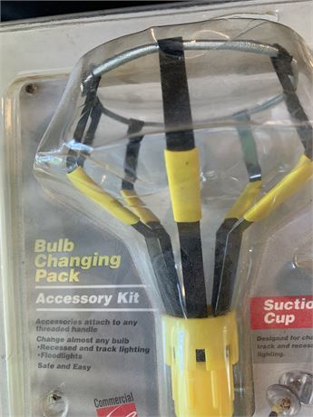 Ventosa Bulb Changing Pack Flood Light Gripper With Suction Cup Original Package
