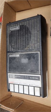 Panasonic Tape Recorder & Panasonic Handheld Radio. NOT TESTED