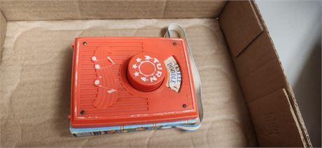 1975 Fisher Price Toy Radio. NOT TESTED