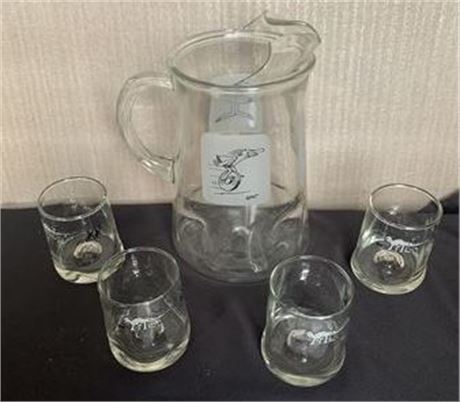 Hart BC Comics Pitcher and Glass Set Caveman Cavewoman 4 Tumblers Large Pitcher