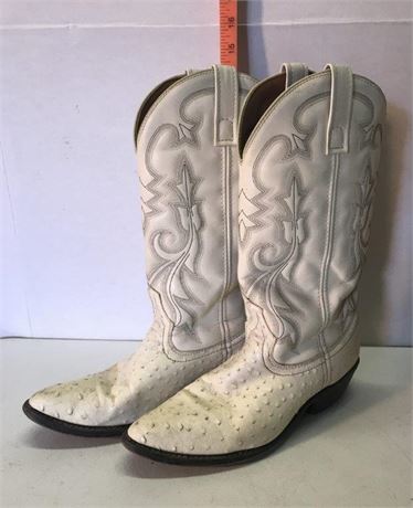 Laredo 8D White Cowboy Boots