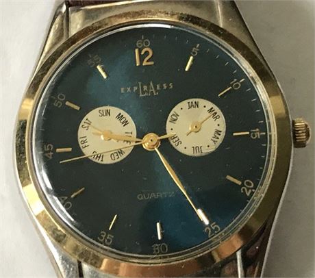 ExpLrAess Quartz Watch