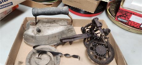 Lot Of Vintage Collectable Items