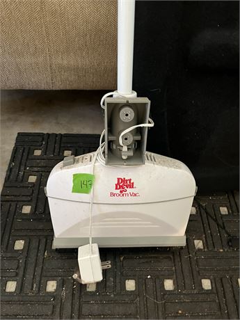 Dirt Devil Broom Vac