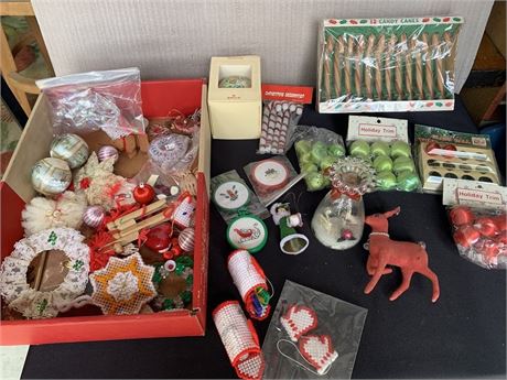 Vintage Christmas Crating Embroidery And Ornament Lot