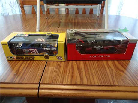 2 Nascar Cars