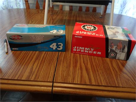 2 Nascar Cars