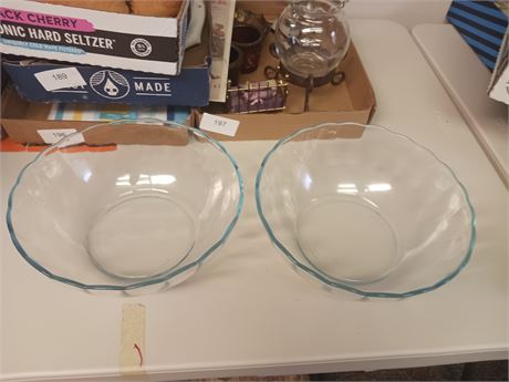 2 Mixing Bowls