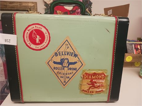 Vintage Chicago Roller Skates With Storage Case. Need Repaired