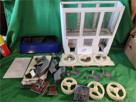 3 slot quarter machine (needs restored)