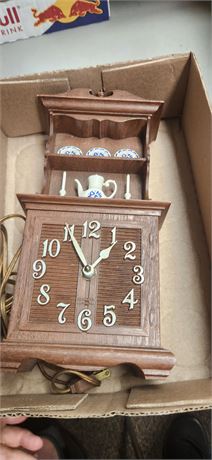 Vintage Wall Clock. NOT TESTED