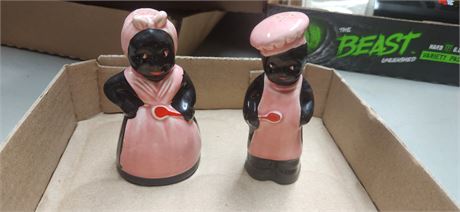 Salt n Pepper shakers