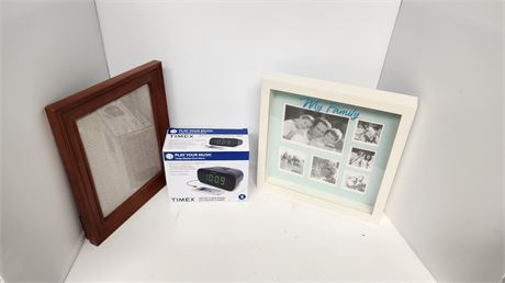 Timex AM/FM Radio & Picture Frames