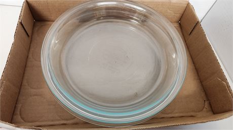 3 Glass Baking Dishes