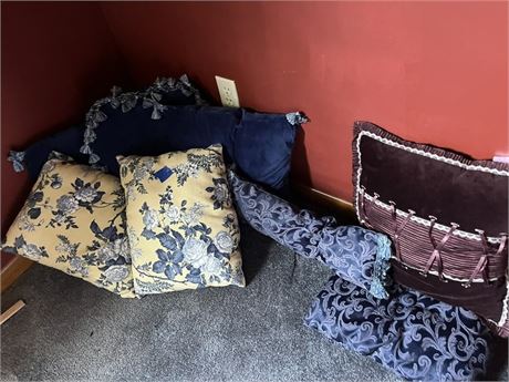 Pillow Lot