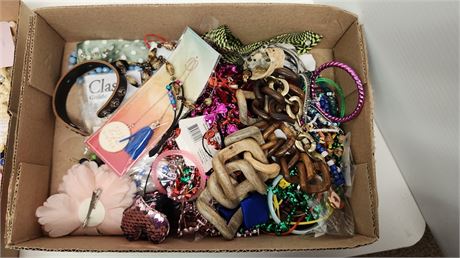 Lot Of Jewelry