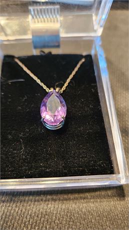 12.21CT Amethyst Necklace With Sterling Silver Chain. Vintage & Pretty