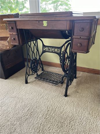 Singer Sewing Machine